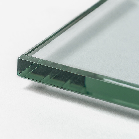 Прозрачное стекло